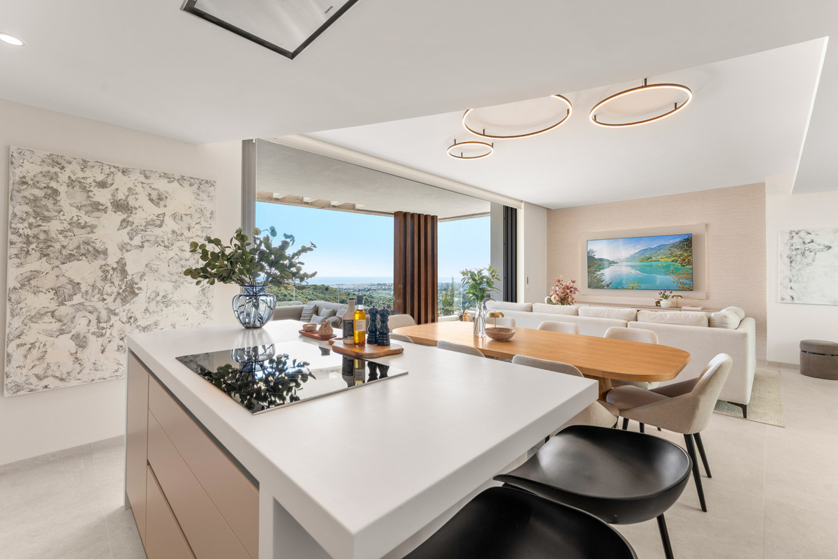 3 Bed Apartment for sale in Benahavís Costa Del Sol, Málaga, Spain