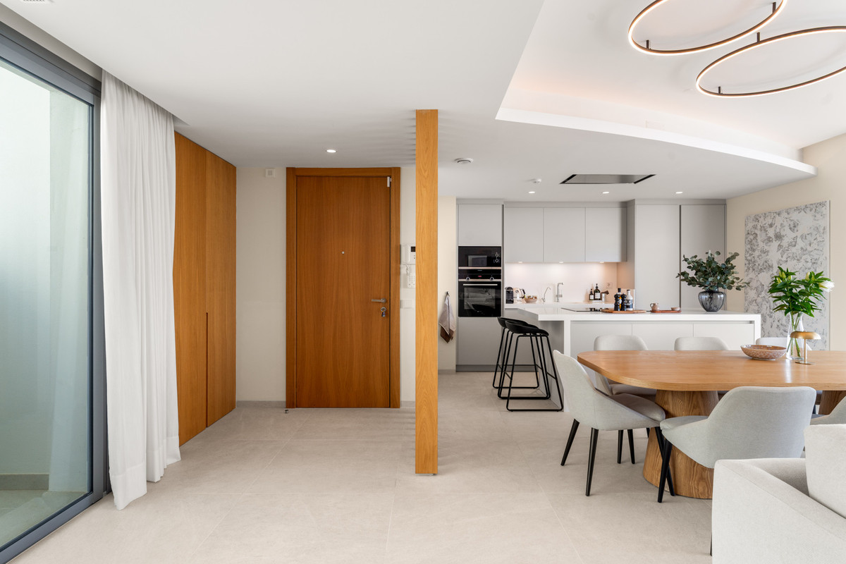 3 Bed Apartment for sale in Benahavís Costa Del Sol, Málaga, Spain