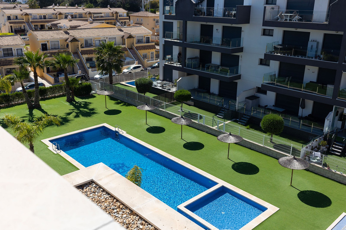 Se vende Ático de 2 dormitorios en Costa Blanca, Alicante, España