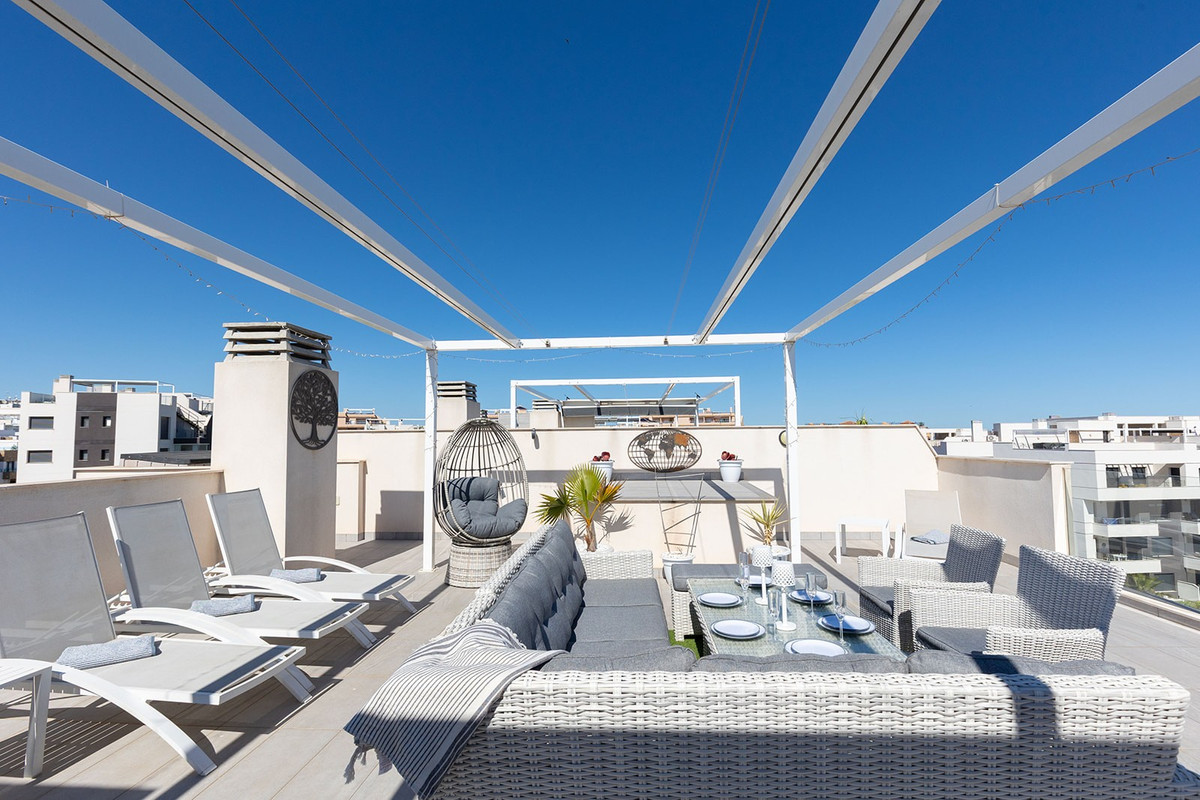 Se vende Ático de 2 dormitorios en Costa Blanca, Alicante, España