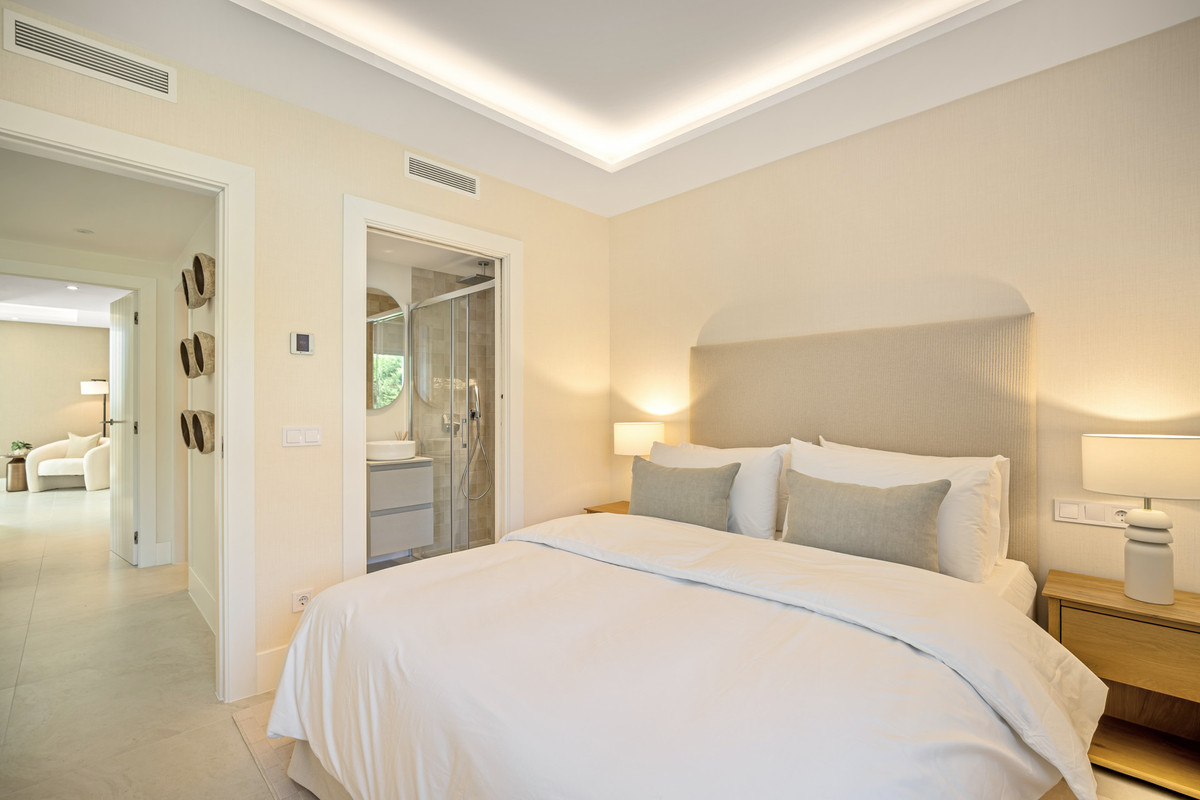 4 Bed Townhouse for sale in La Quinta Costa Del Sol, Málaga, Spain