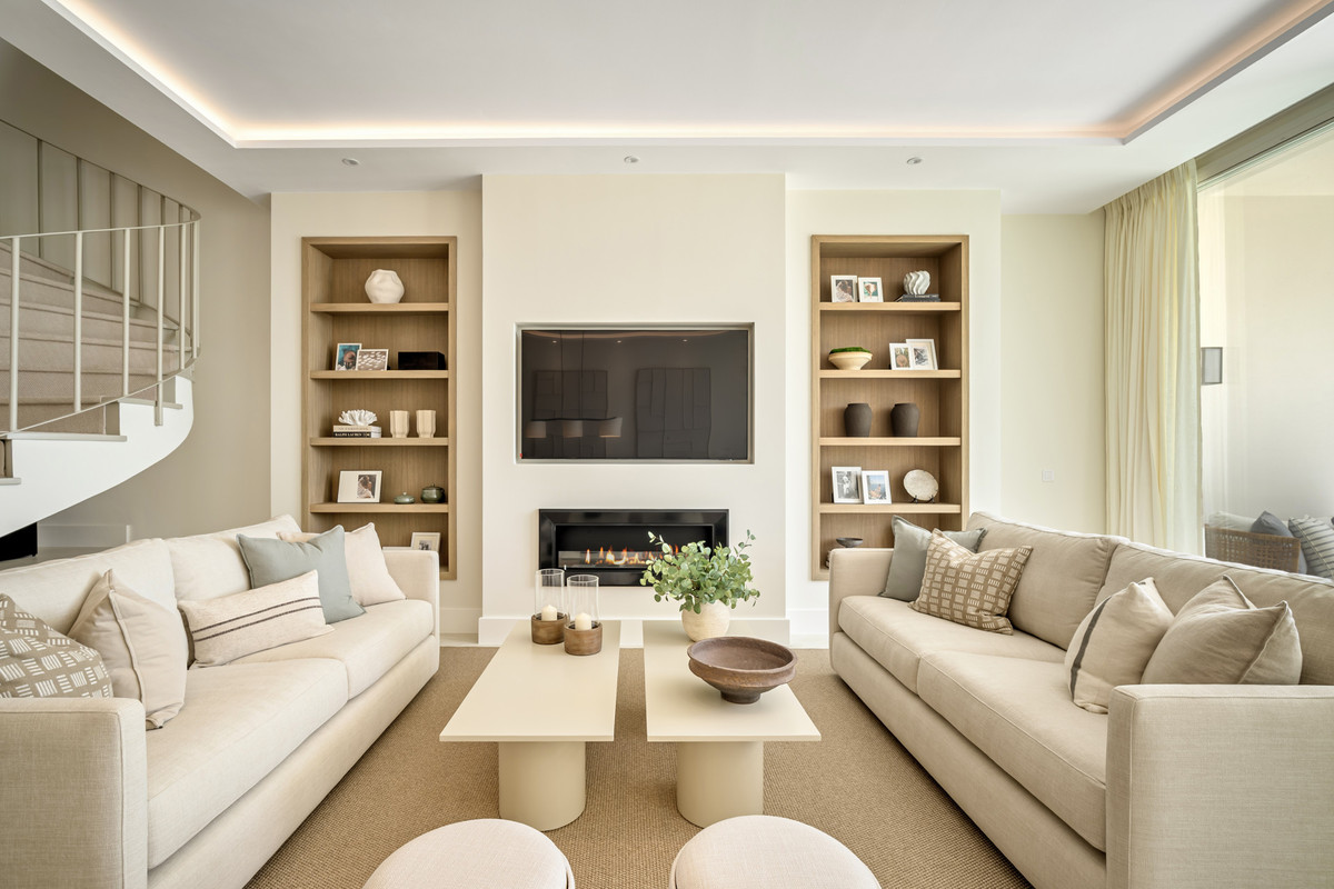 4 Bed Townhouse for sale in La Quinta Costa Del Sol, Málaga, Spain