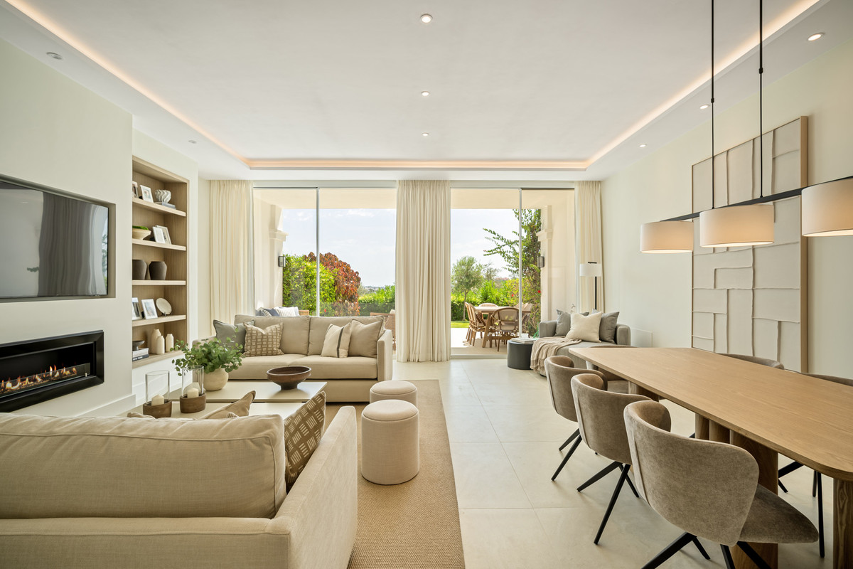 4 Bed Townhouse for sale in La Quinta Costa Del Sol, Málaga, Spain