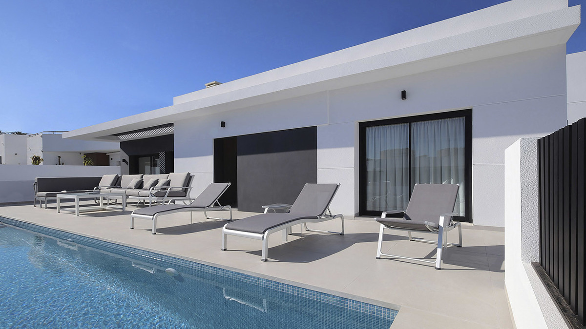 4 Bed Townhouse for sale in Ciudad Quesada Costa Blanca, Alicante, Spain