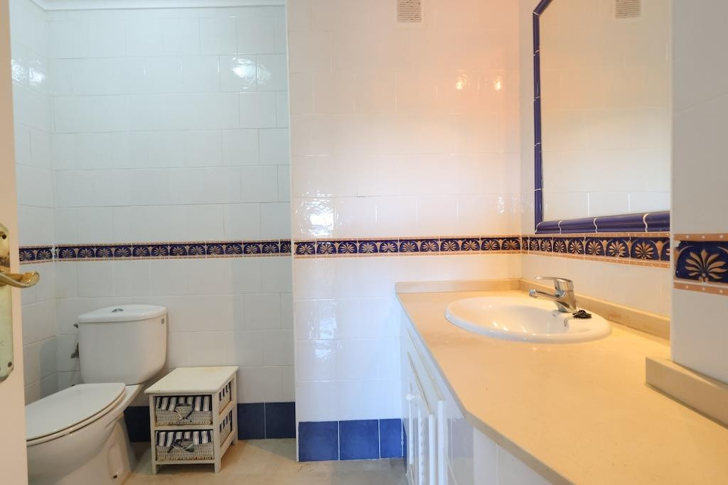 Se vende Apartamento Planta Baja de 2 dormitorios en Costa Blanca, Alicante, España
