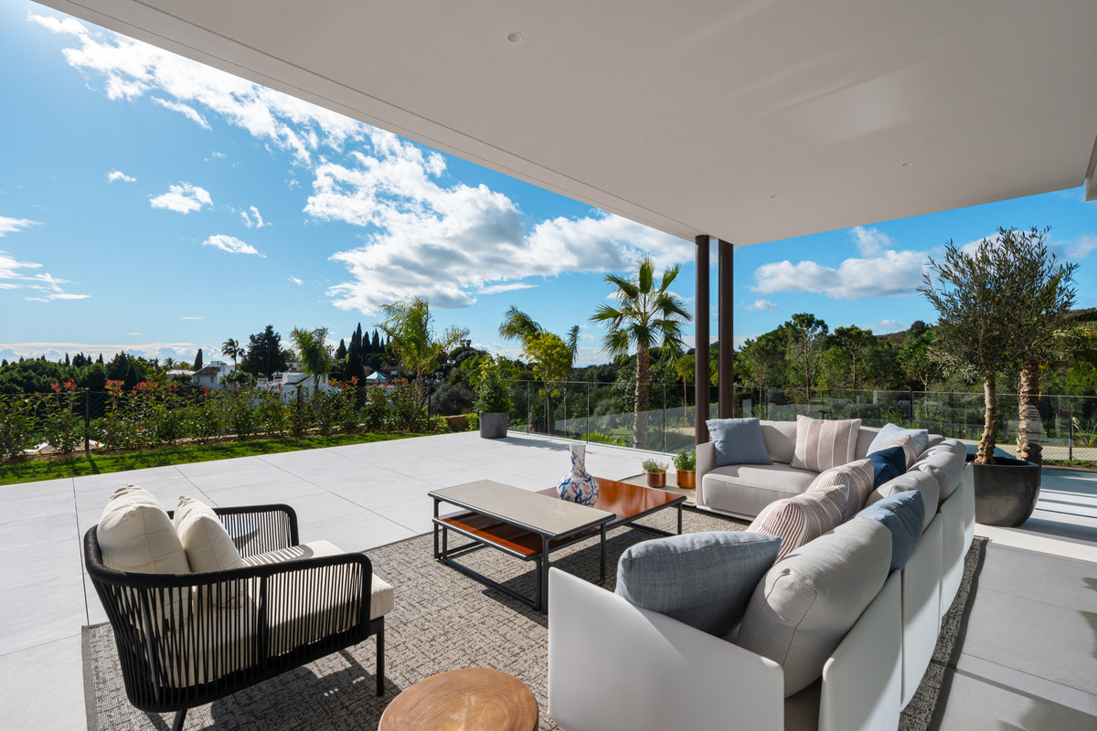 Se vende Villa - Chalet de 5 dormitorios en Costa Del Sol, Málaga, España