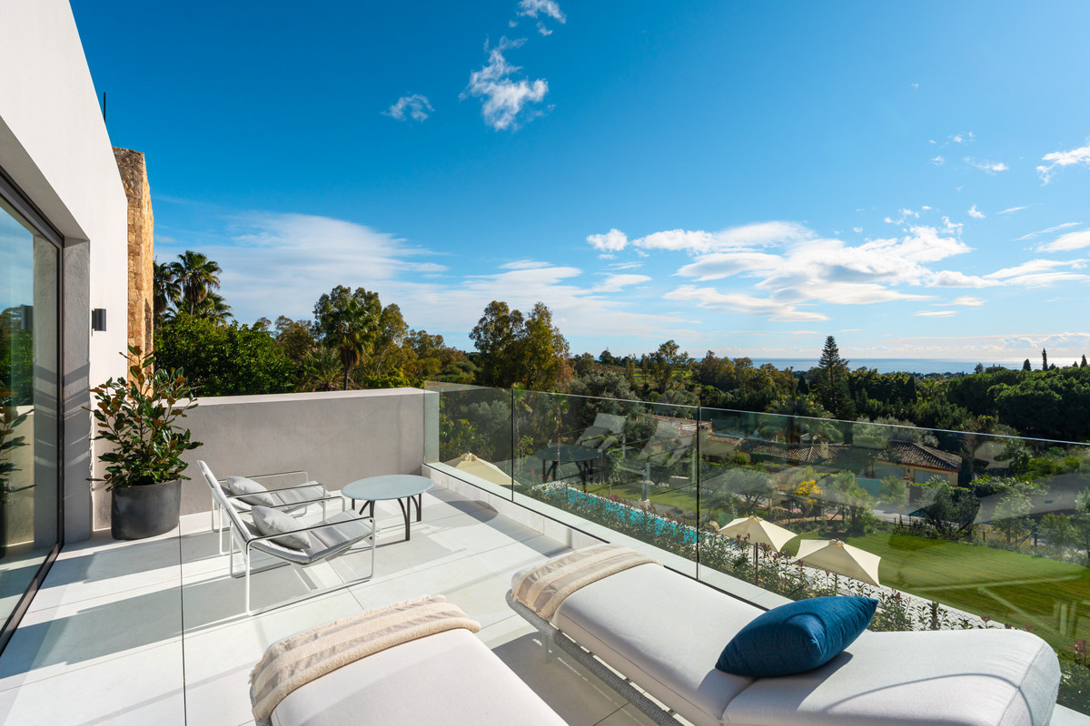 Se vende Villa - Chalet de 5 dormitorios en Costa Del Sol, Málaga, España