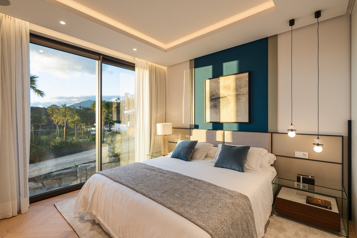 Se vende Villa - Chalet de 5 dormitorios en Costa Del Sol, Málaga, España