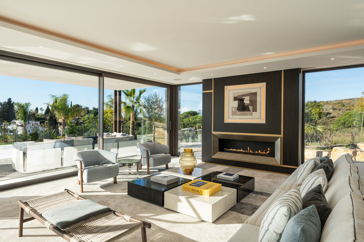 Se vende Villa - Chalet de 5 dormitorios en Costa Del Sol, Málaga, España