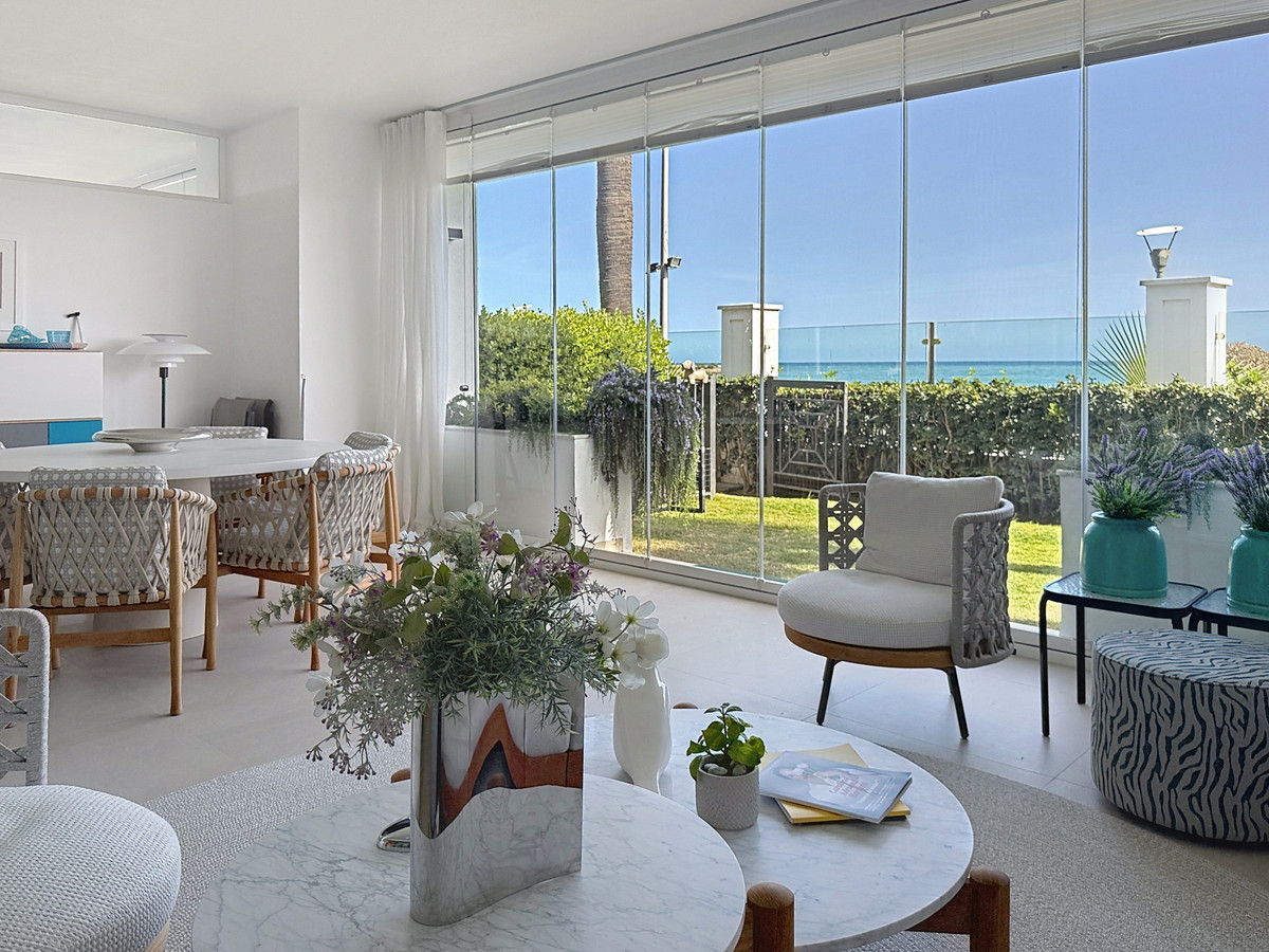 2 Bed Apartment for sale in Estepona Costa Del Sol, Málaga, Spain