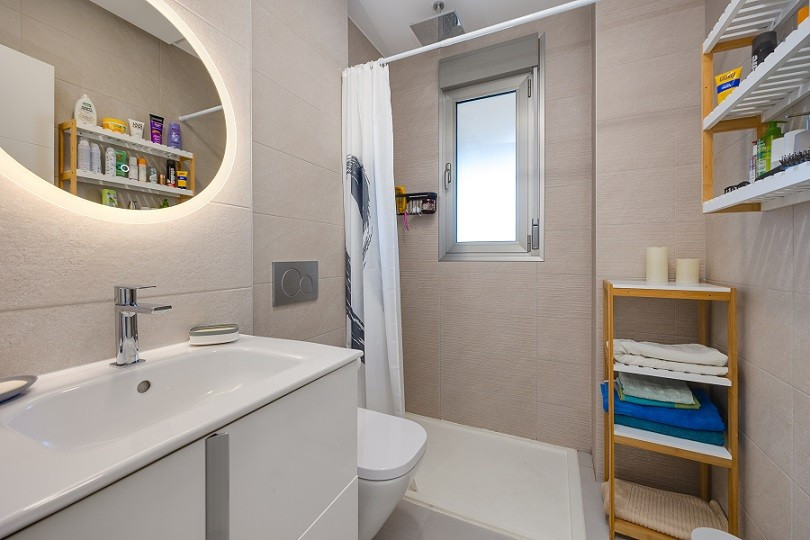 Se vende Apartamento Planta Media de 3 dormitorios en Costa Blanca, Alicante, España