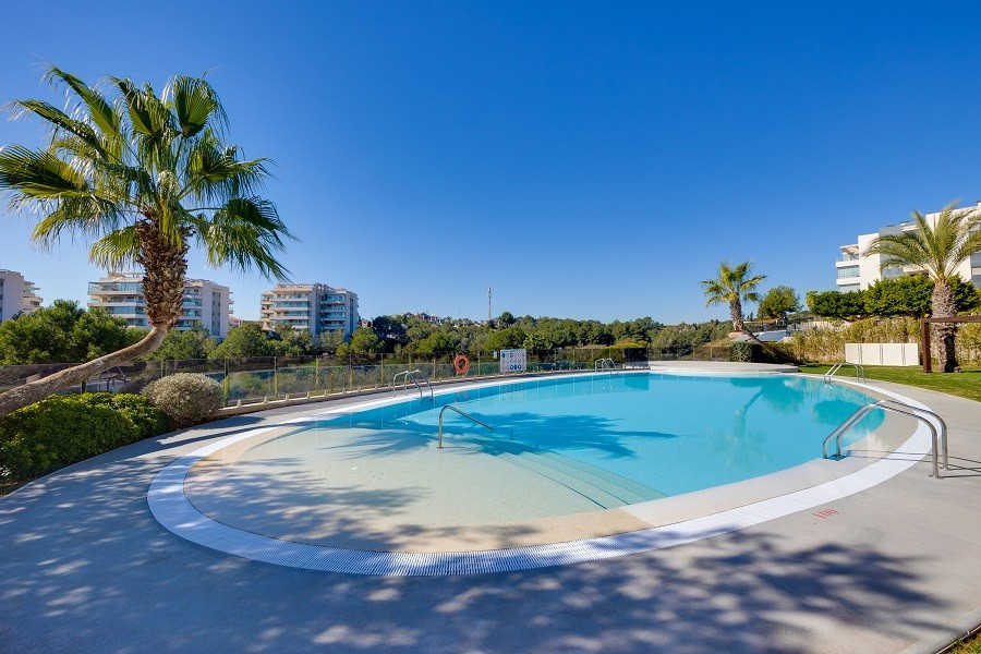 Se vende Apartamento Planta Media de 3 dormitorios en Costa Blanca, Alicante, España