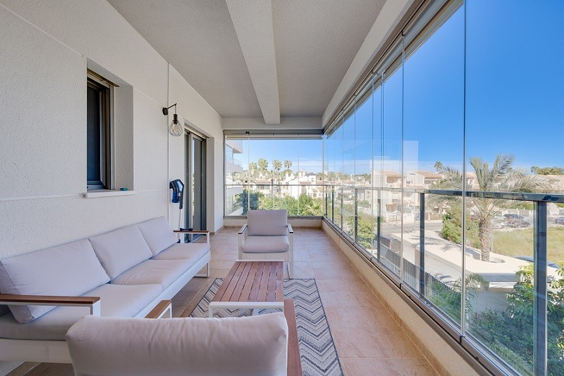 Se vende Apartamento Planta Media de 3 dormitorios en Costa Blanca, Alicante, España
