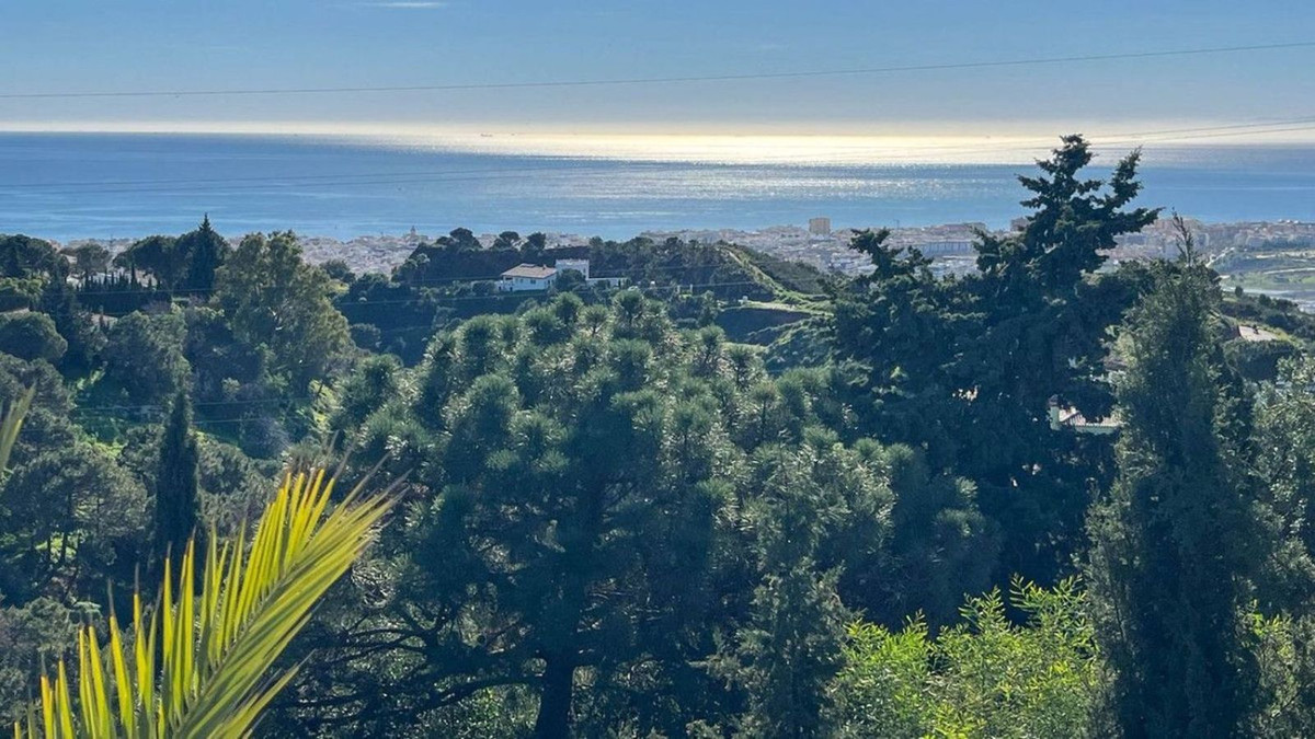 6 Bed Townhouse for sale in Estepona Costa Del Sol, Málaga, Spain