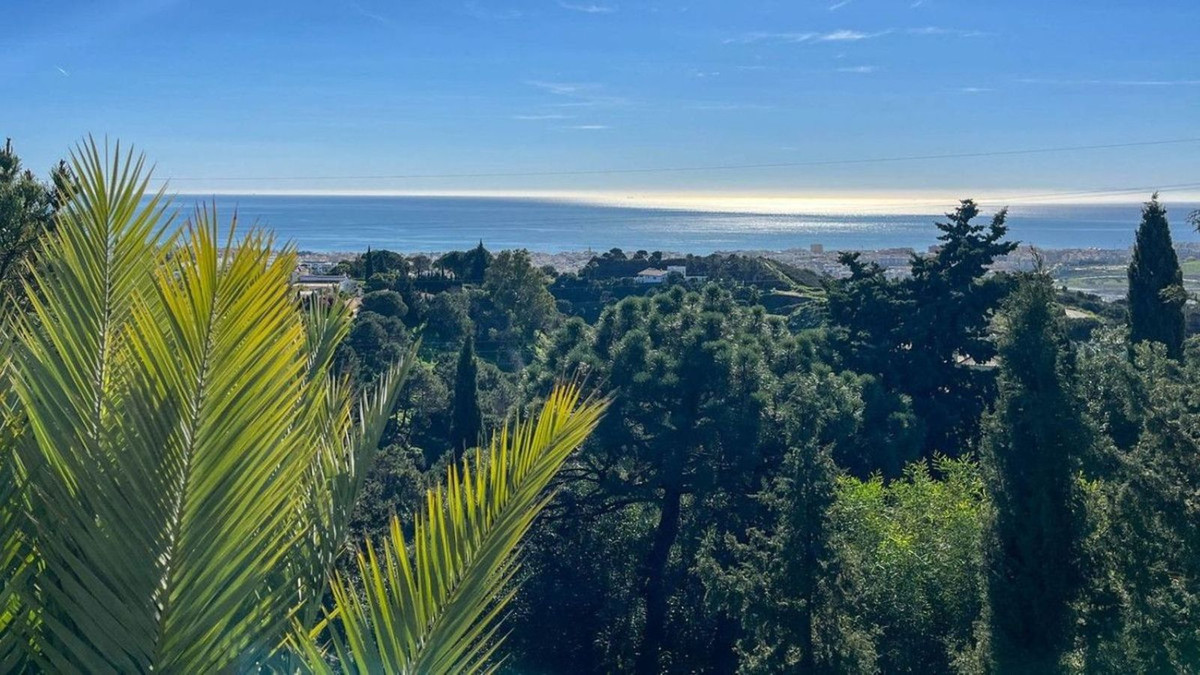 6 Bed Townhouse for sale in Estepona Costa Del Sol, Málaga, Spain
