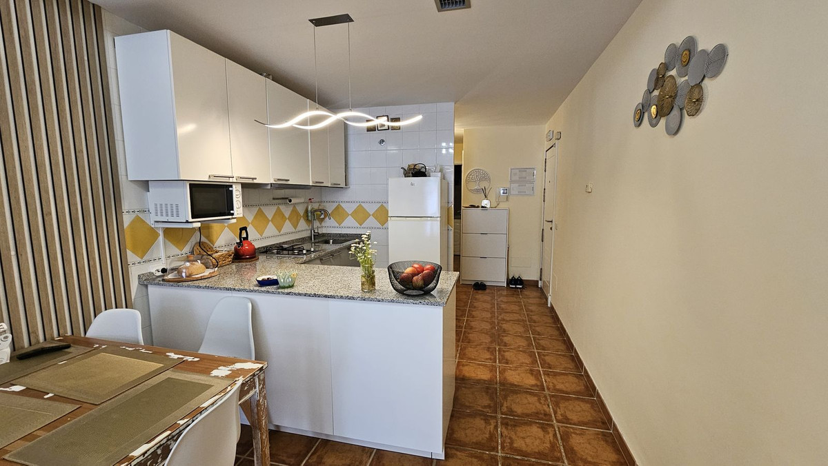 Se vende Apartamento Planta Baja de 1 dormitorios en Costa Del Sol, Málaga, España