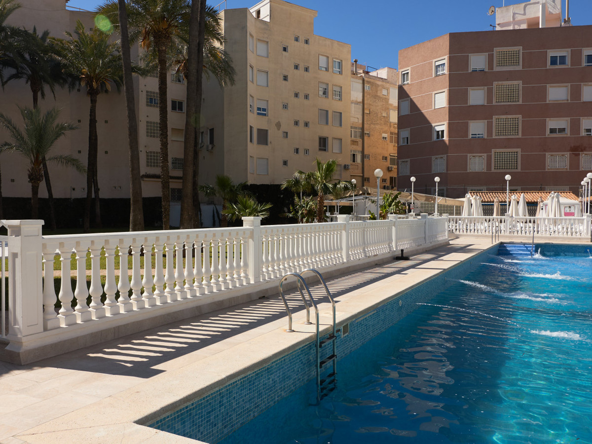 Se vende Apartamento Planta Baja de 1 dormitorios en Costa Blanca, Alicante, España