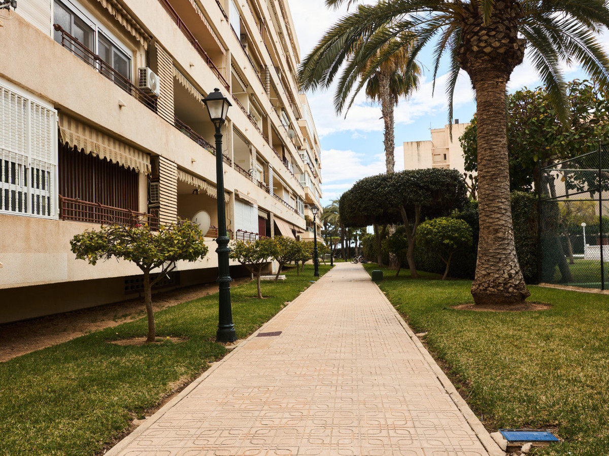 Se vende Apartamento Planta Baja de 1 dormitorios en Costa Blanca, Alicante, España