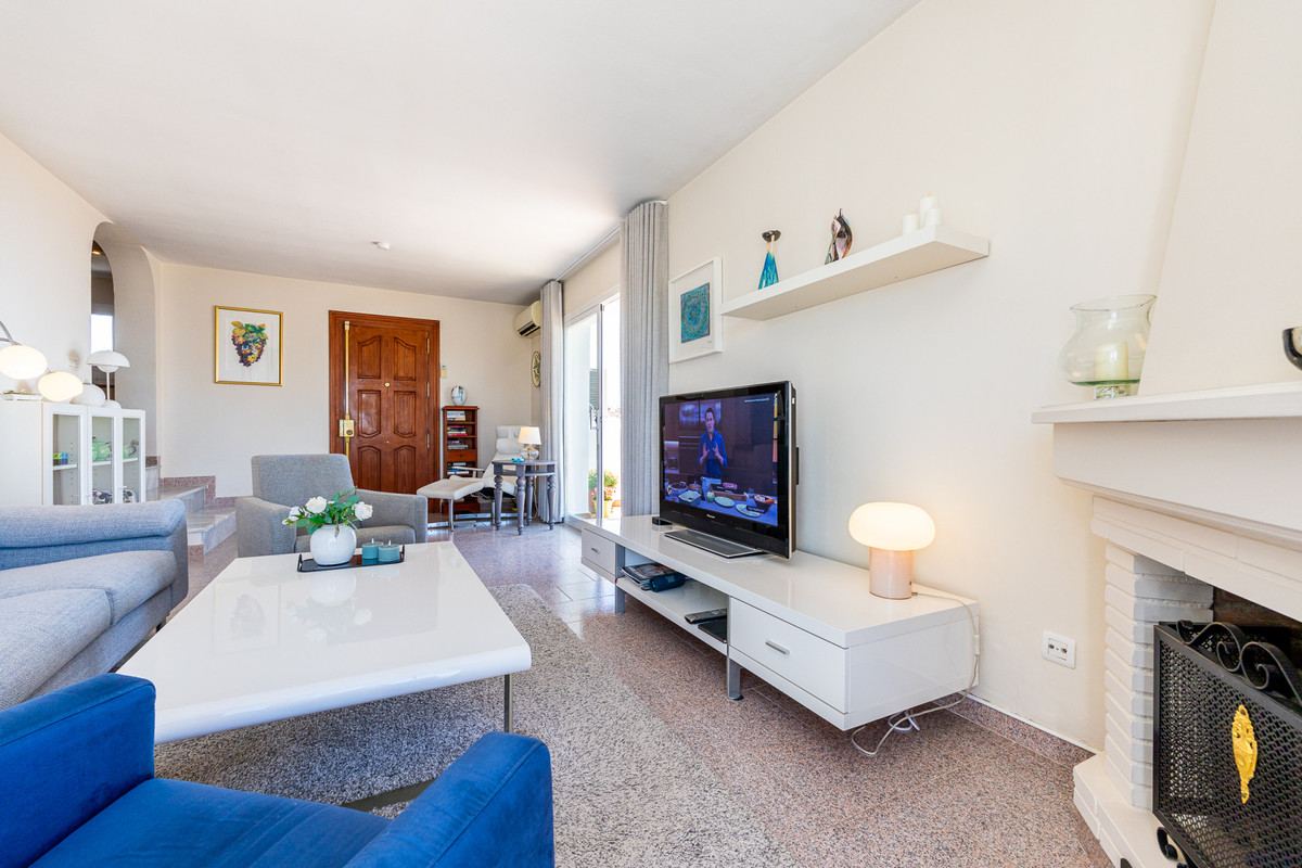 3 Bed Apartment for sale in Riviera Del Sol Costa Del Sol, Málaga, Spain