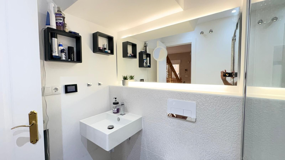 3 Bed Apartment for sale in Dehesa De Campoamor Costa Blanca, Alicante, Spain