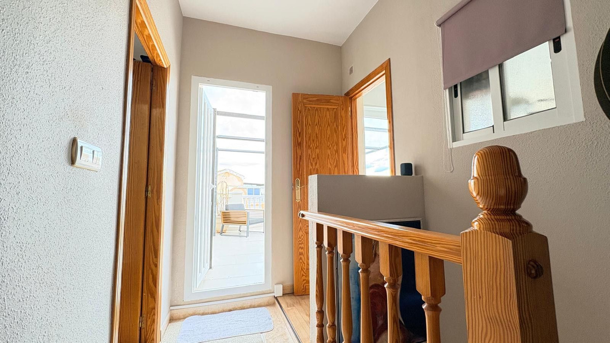 3 Bed Apartment for sale in Dehesa De Campoamor Costa Blanca, Alicante, Spain