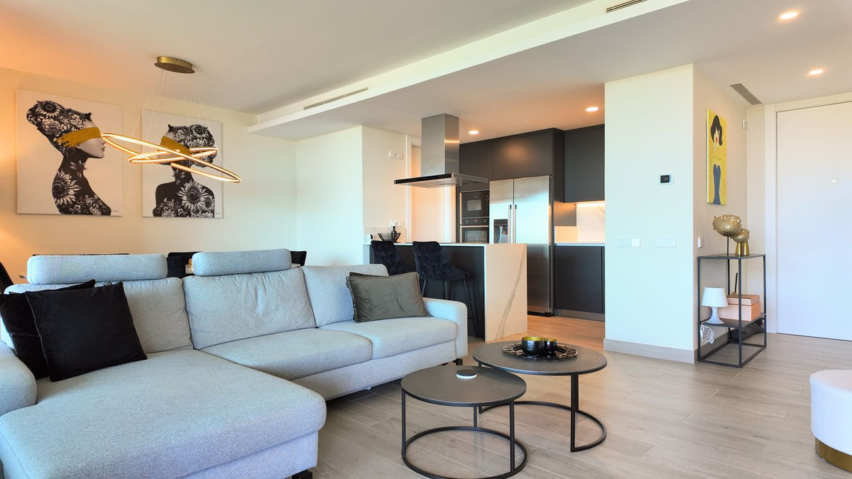 2 Bed Apartment for sale in Benahavís Costa Del Sol, Málaga, Spain
