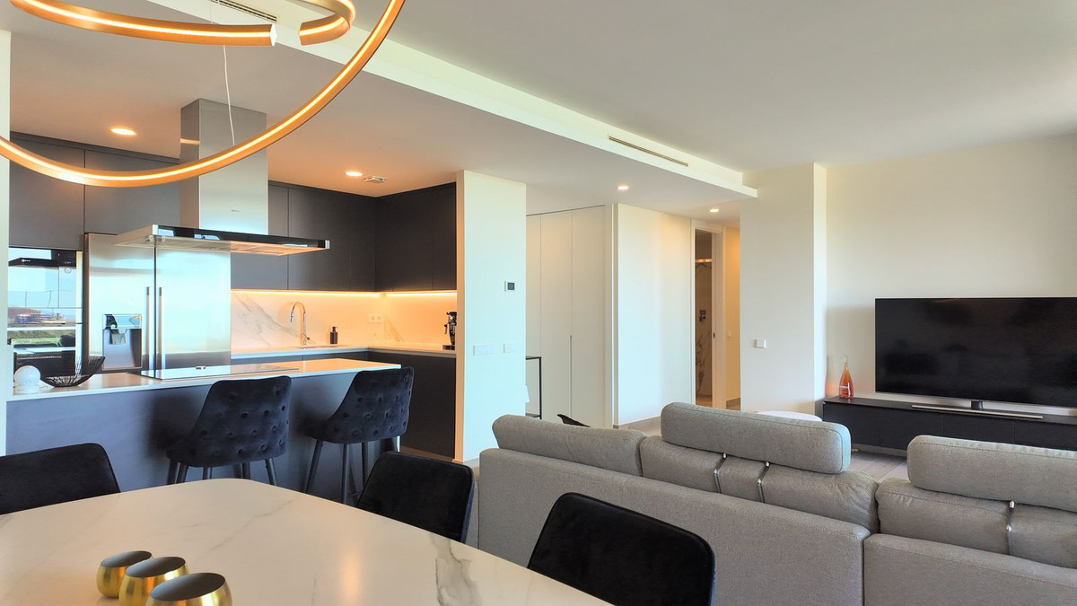 2 Bed Apartment for sale in Benahavís Costa Del Sol, Málaga, Spain