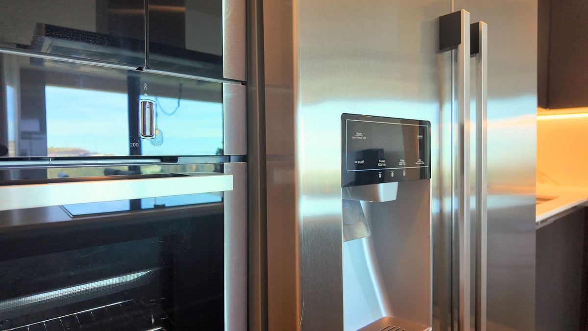 2 Bed Apartment for sale in Benahavís Costa Del Sol, Málaga, Spain