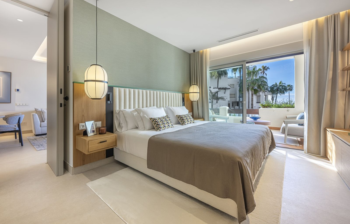 3 Bed Apartment for sale in New Golden Mile Costa Del Sol, Málaga, Spain