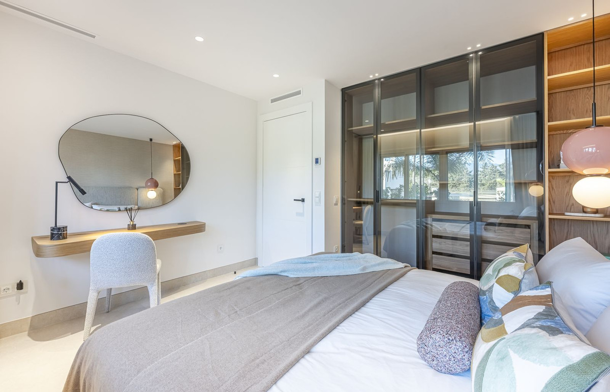 3 Bed Apartment for sale in New Golden Mile Costa Del Sol, Málaga, Spain