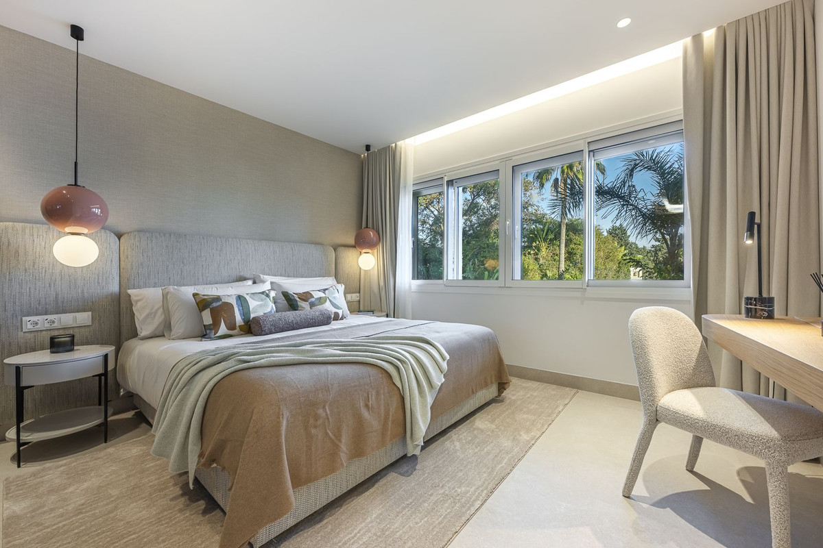 3 Bed Apartment for sale in New Golden Mile Costa Del Sol, Málaga, Spain