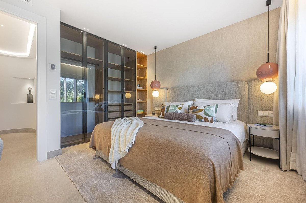 3 Bed Apartment for sale in New Golden Mile Costa Del Sol, Málaga, Spain