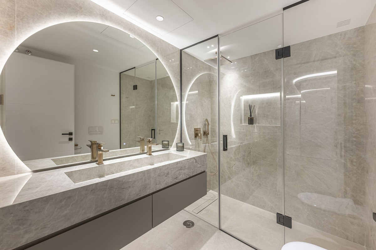 3 Bed Apartment for sale in New Golden Mile Costa Del Sol, Málaga, Spain