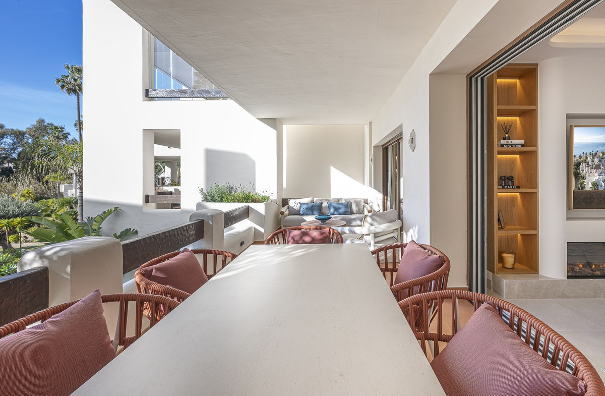 3 Bed Apartment for sale in New Golden Mile Costa Del Sol, Málaga, Spain