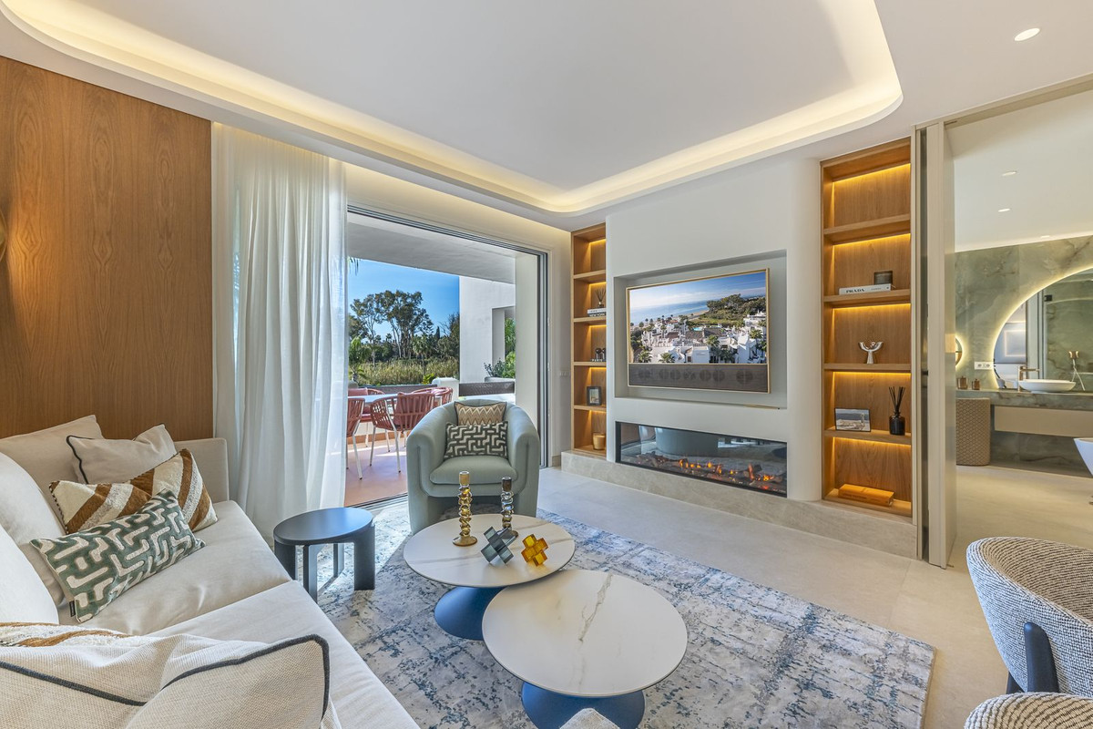 3 Bed Apartment for sale in New Golden Mile Costa Del Sol, Málaga, Spain