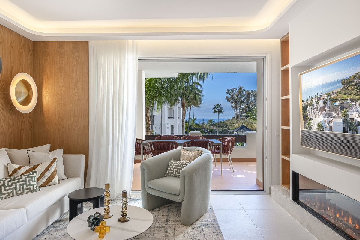 3 Bed Apartment for sale in New Golden Mile Costa Del Sol, Málaga, Spain