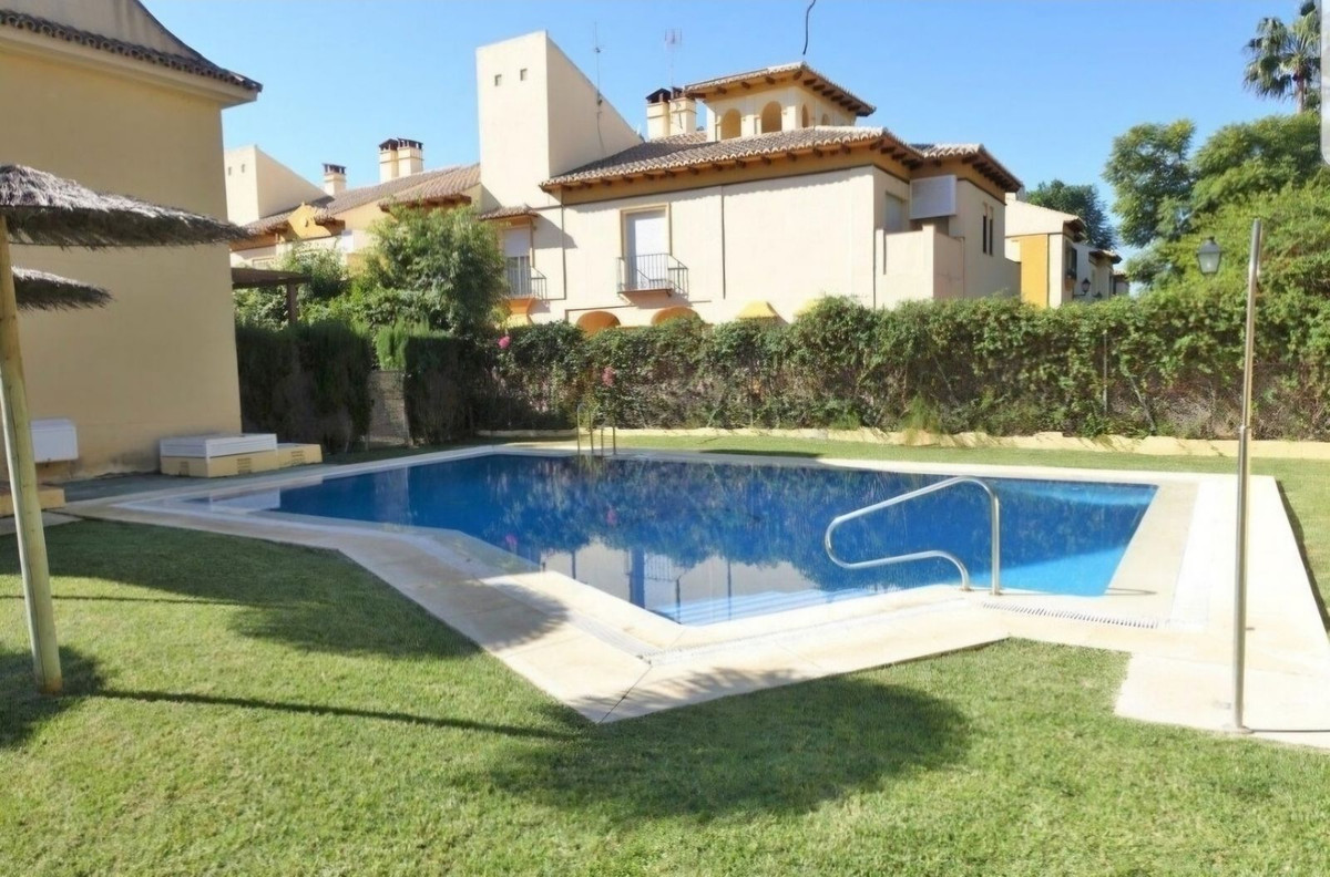 Se vende Adosada de 4 dormitorios en Costa Del Sol, Málaga, España