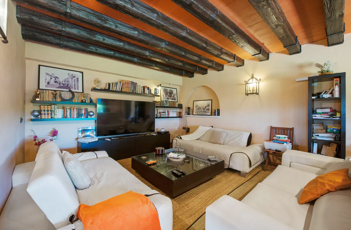 Se vende Villa - Chalet de 6 dormitorios en Costa Del Sol, Málaga, España