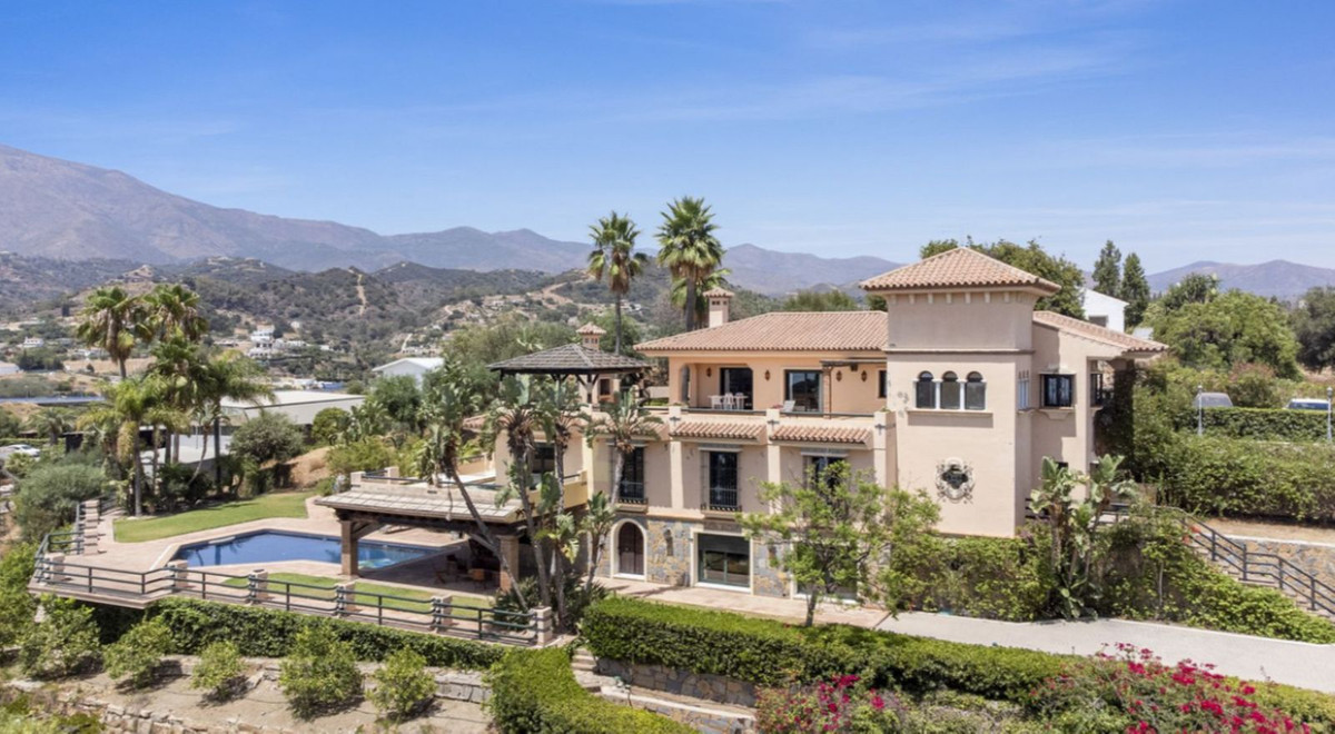Se vende Villa - Chalet de 6 dormitorios en Costa Del Sol, Málaga, España