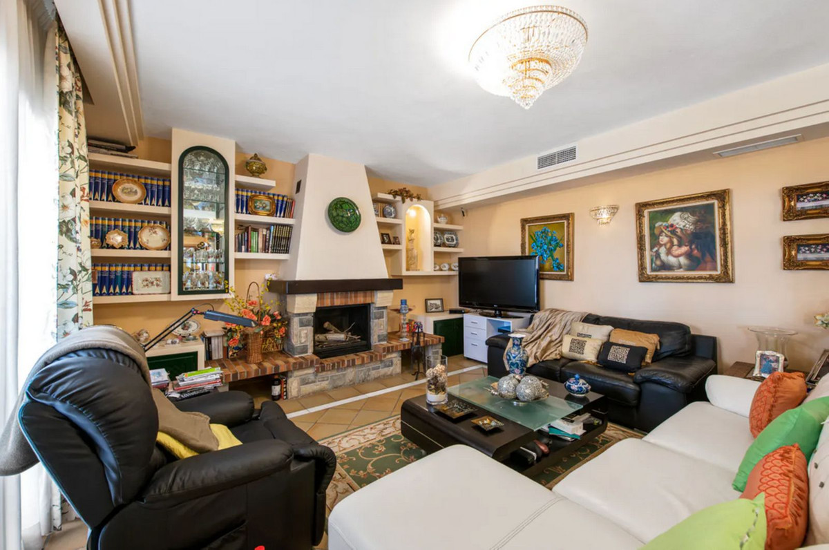 Se vende Villa - Chalet de 6 dormitorios en Costa Del Sol, Málaga, España
