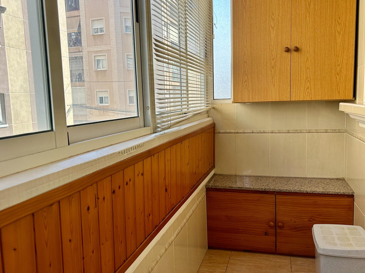 Se vende Apartamento Planta Media de 1 dormitorios en Costa Blanca, Alicante, España