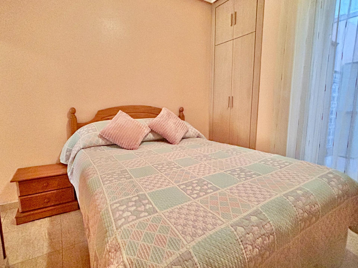 Se vende Apartamento Planta Media de 1 dormitorios en Costa Blanca, Alicante, España