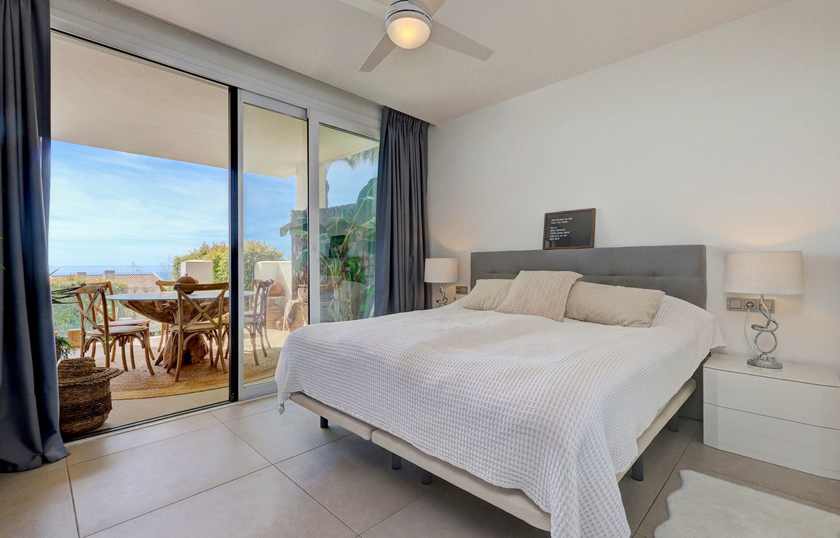 3 Bed Apartment for sale in Benalmadena Costa Del Sol, Málaga, Spain