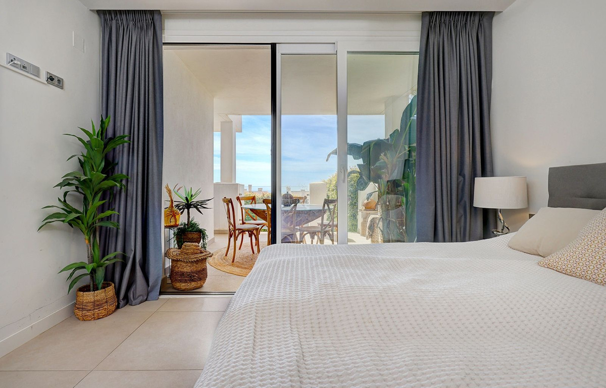 3 Bed Apartment for sale in Benalmadena Costa Del Sol, Málaga, Spain