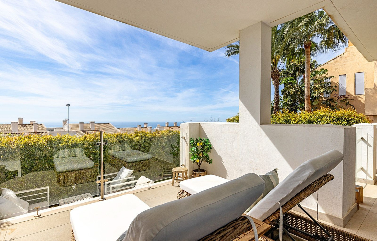 3 Bed Apartment for sale in Benalmadena Costa Del Sol, Málaga, Spain
