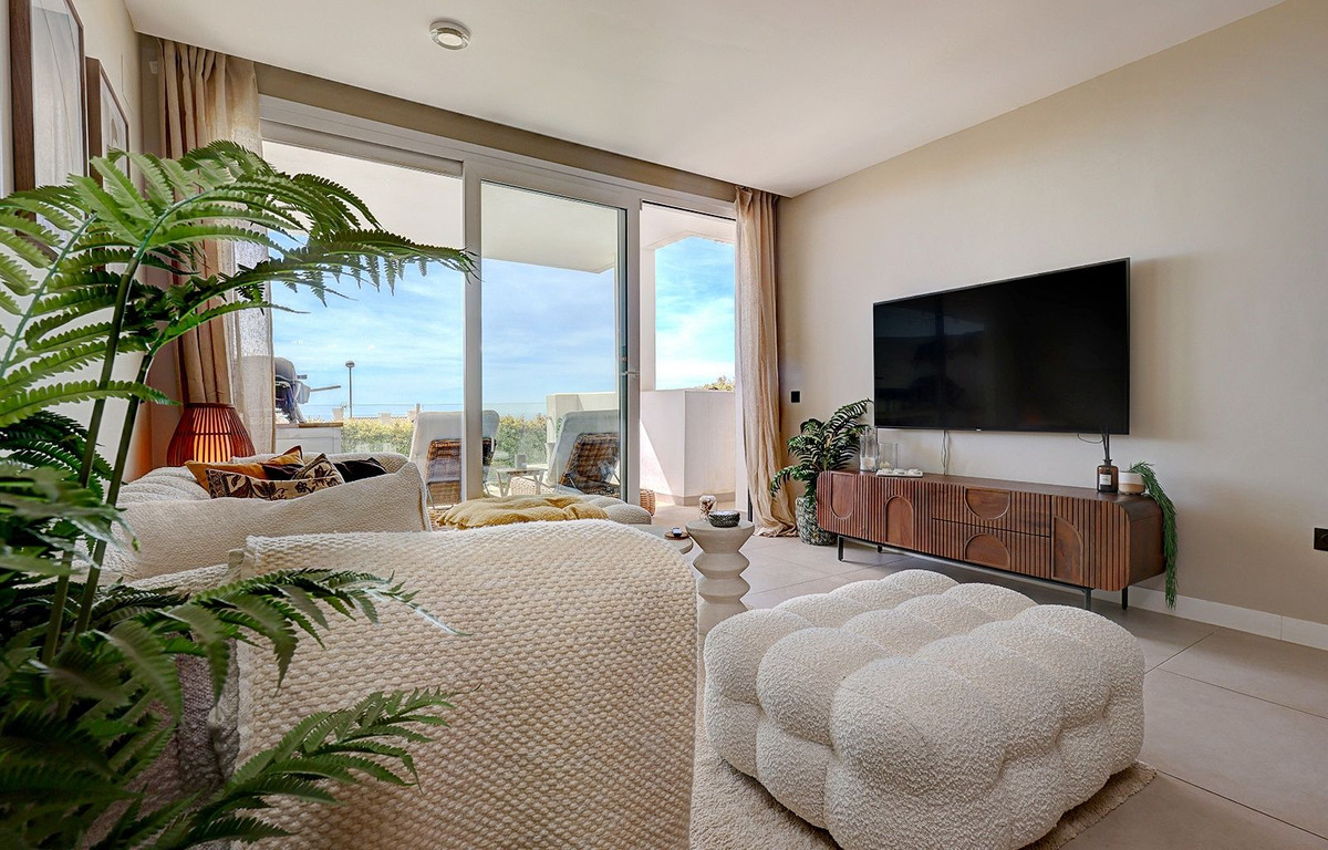 3 Bed Apartment for sale in Benalmadena Costa Del Sol, Málaga, Spain
