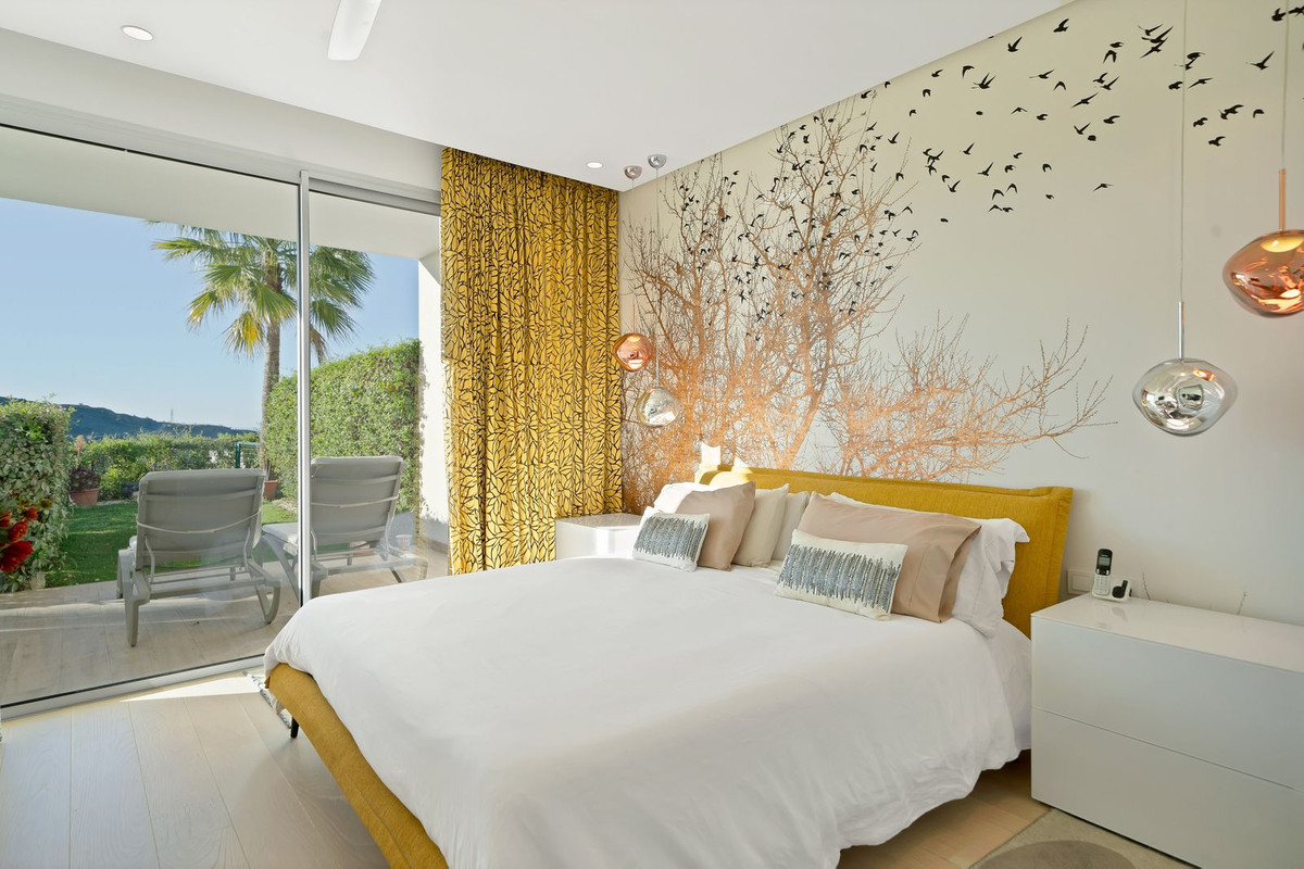 3 Bed Apartment for sale in Benahavís Costa Del Sol, Málaga, Spain