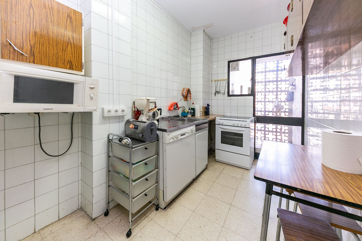 3 Bed Apartment for sale in Fuengirola Costa Del Sol, Málaga, Spain