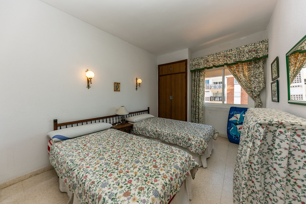 3 Bed Apartment for sale in Fuengirola Costa Del Sol, Málaga, Spain