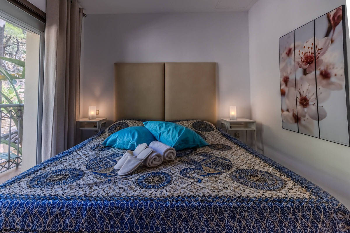 2 Bed Apartment for sale in Río Real Costa Del Sol, Málaga, Spain